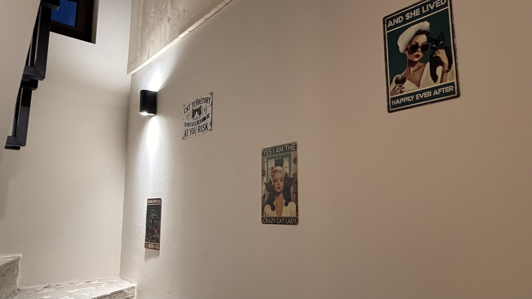 Klimatyczny wystrój wnętrz Kociego Dworku
